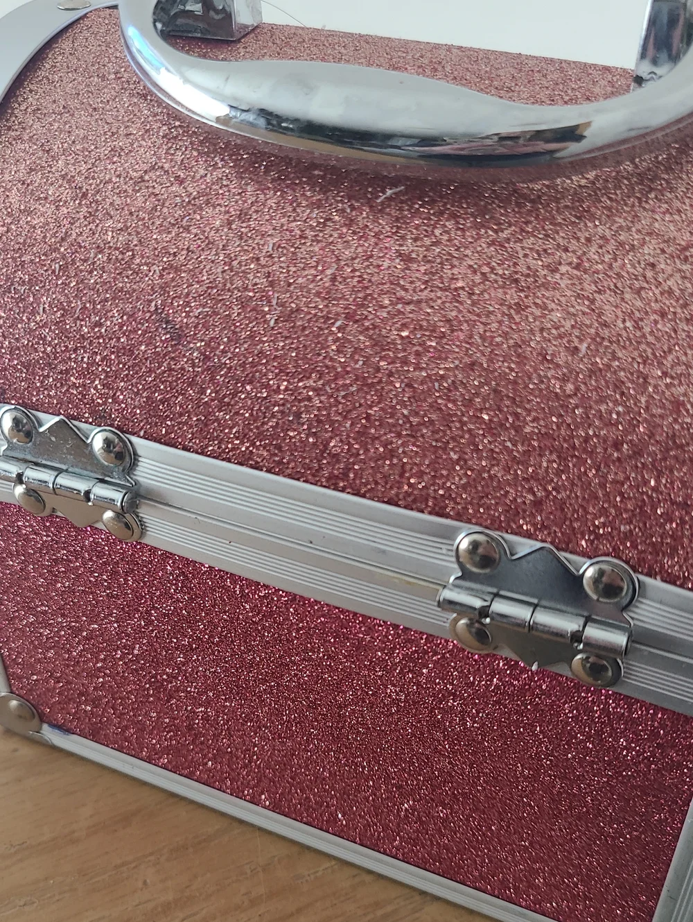 Caboodles Sparkle Jewelry Chest in Rose Pink with Silver Trim